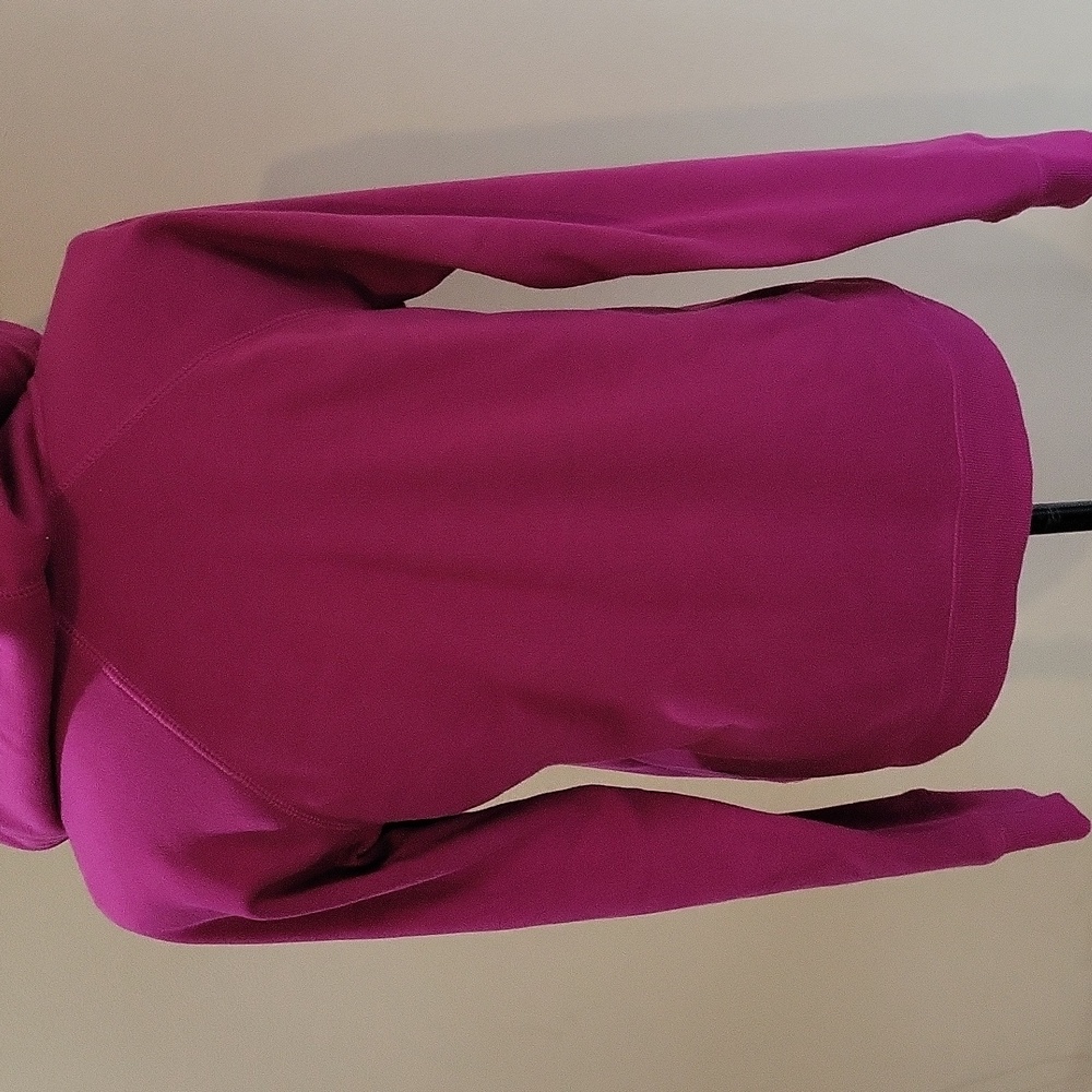 Guess Hoodie - Picture 9 of 13